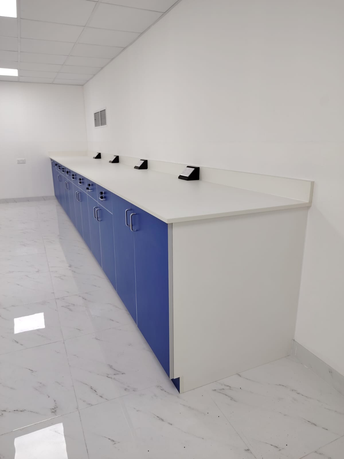 Laboratory Cabinet & Worktop Fit-Out