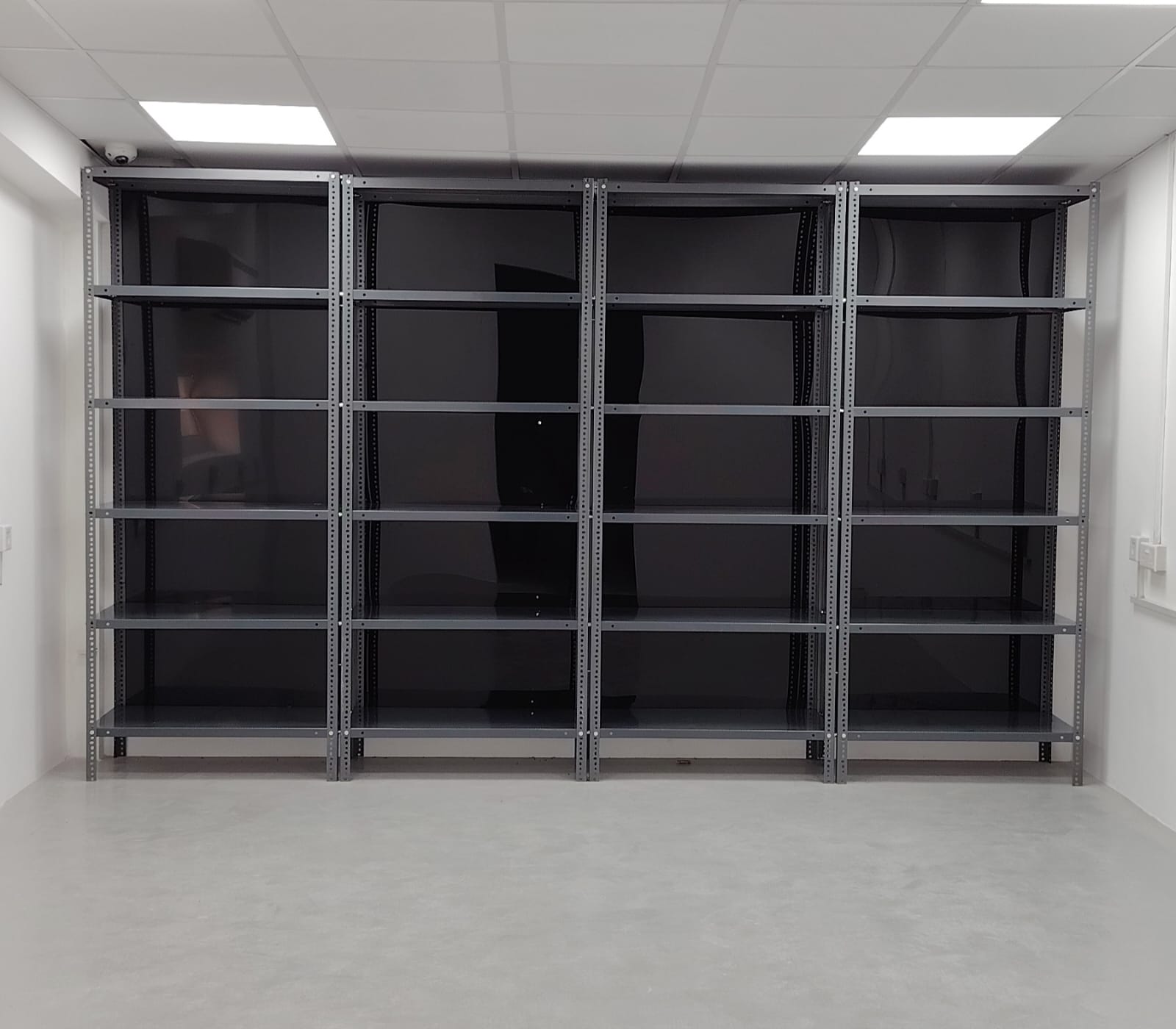 Heavy-Duty Storage Racking